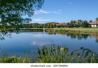 South Florida Golf Community And Residential Neighborhood Background