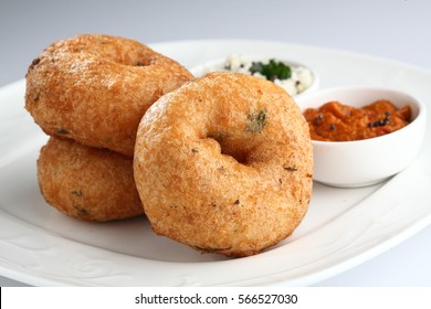 vadai images stock photos vectors shutterstock https www shutterstock com image photo south indian breakfast medu vadai serve 566527030