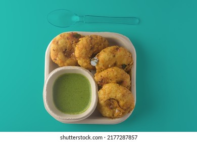 South Indian Poha Rawa Idli Or Idly Served With Coriander Chutney. 