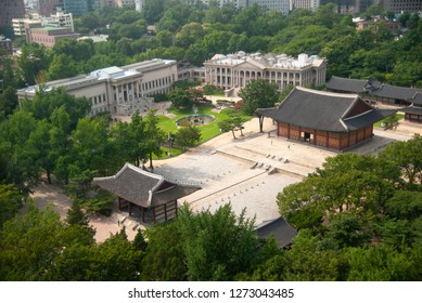 South Korea, Seoul
Look Down From The Deoksugung Palace.
National Museum Of Modern And Contemporary Art Deoksugung Branch.