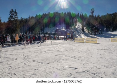 South Lake Tahoe, CA / USA - 1/2/2019: Long Ski Lift Line At Heavenly Valley Resort 