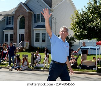 SOUTH PLAINFIELD, NEW JERSEY - September 25,2021: Jack Ciattarelli, Republican candidate for Governor of New Jersey waves to parade-goers during the rescheduled Labor Day Parade in So. Plainfield, NJ.
