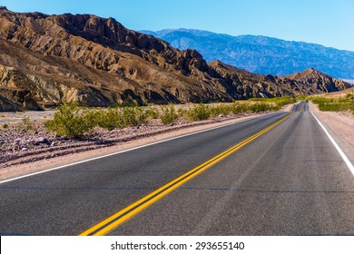 Southern California Desert Highway Near Death Valley. United States.