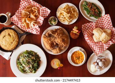 Southern Comfort Food Restaurant Dinner Spread 