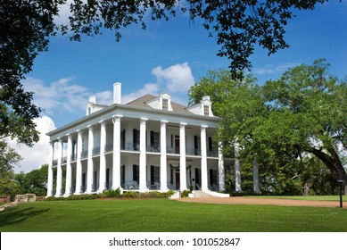 Southern Mansion - Greek revival style antebellum home