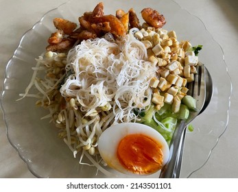 Southern Thai Sweet Noodles Salad