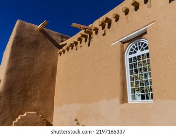 Southern View Of  The San Francisco De Asís Mission Church,  Rancho De Taos, New Mexico, USA