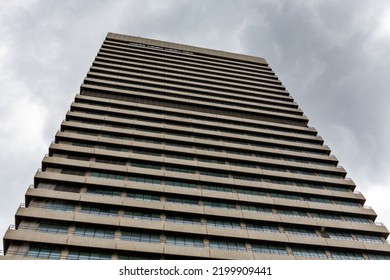 Southwark, London, United Kingdom - August 29th 2022: Dramatic Low Angle View Looking Up At The Guy's Hospital Building