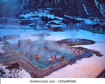 967 Outdoor Hot Tub Snow Images, Stock Photos & Vectors | Shutterstock