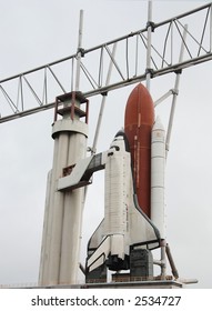 Space shuttle on launch pad