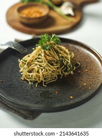 Spaghetti Aglio e Olio White Background