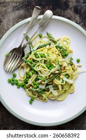 Spaghetti With Asparagus And Garden Peas