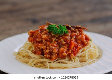 Download Pasta Side View Images Stock Photos Vectors Shutterstock Yellowimages Mockups