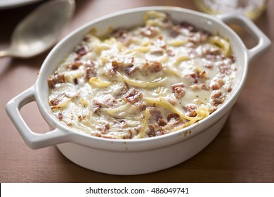 Spaghetti Carbonara Bake 