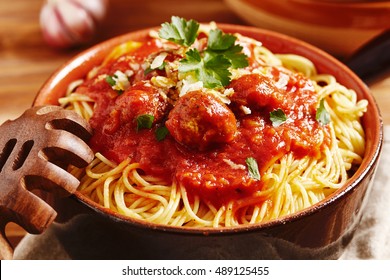 Spaghetti meatball