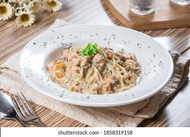 8,487 Spaghetti spicy prawn Images, Stock Photos & Vectors | Shutterstock