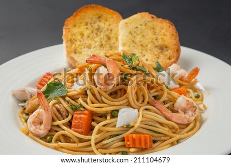 spaghetti with shrimp