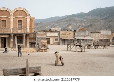 831 Old west gun fight Images, Stock Photos & Vectors | Shutterstock