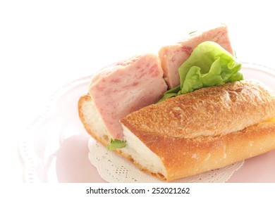 Spam And Lettuce Sandwich