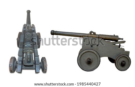 Spanish 16th Century bronze cannon on carriage. Made by Remigy de Halut, kings Gunfounder Royal at Malines in 1559. Profile and overhead view