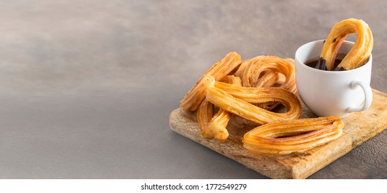 Churros Imagenes Fotos De Stock Y Vectores Shutterstock