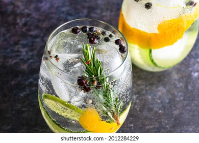 Spanish Gin Tonics  Made With Gin And Various Aromatics: Gin Cocktails Made With Tonic Water, Fresh Herbs, And Aromatic Spices