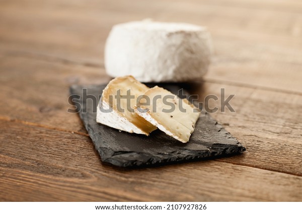 Spanish rustic sheep\'s milk\
cheese
