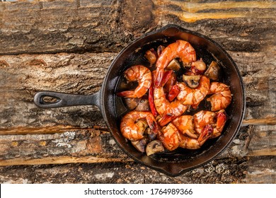 Spanish style shrimp with oil (ajillo)