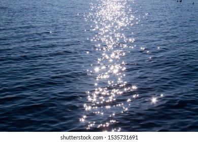 Sparkle Light On Ocean Surface Background Stock Photo 1535731691 ...