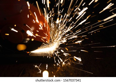 Sparks light Cutting steel Industrial work