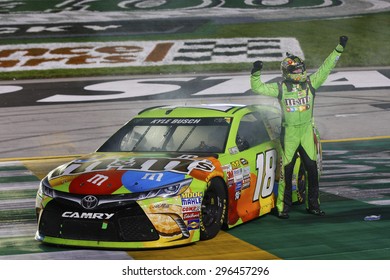 Sparta, KY - Jul 11, 2015:  Kyle Busch (18) Wins The Quaker State 400 At Kentucky Speedway In Sparta, KY.
