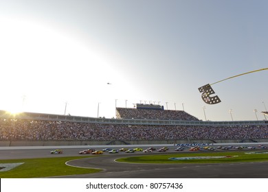 SPARTA, KY - JULY 09:  The NASCAR Sprint Cup Series Teams Take To The Track For The Quaker State 400 Race At The Kentucky Speedway In Sparta, KY On July 09, 2011.