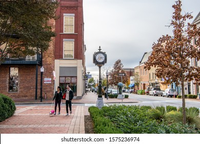 Spartanburg, S.C. / USA - November 16, 2019: People Wander The Charming Main Street Area Downtown. Spartanburg Is Very Scenic.