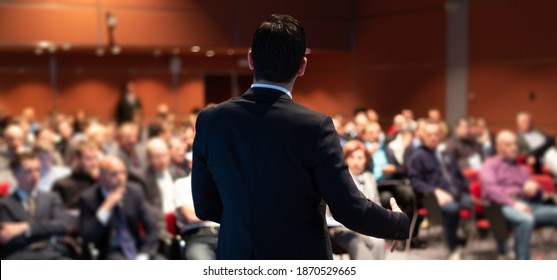 5 Easy Ways to Become a Better Public Speaker -- Fast