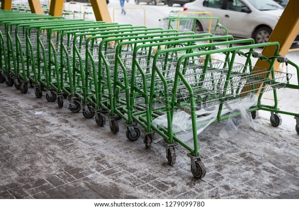 Special\
transport carts for transportation of construction purchases from\
hypermarkets to personal cars of buyers of\
goods.