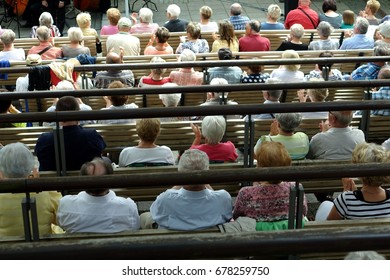 spectator