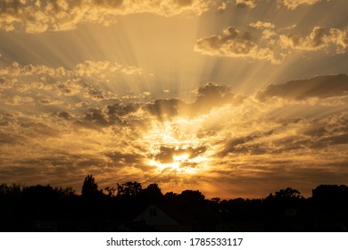 A Spectatular Crepuscular Ray Sunset