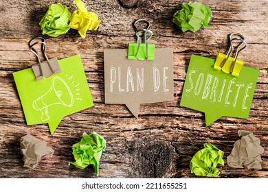speech bubbles with clipping concept : drawing word in french means "sobriety plan" - Shutterstock ID 2211655251
