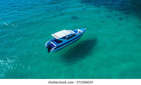 Speed Boat In The Sea.Aerial View. Top View.amazing Nature Background.The Color Of The Water And Beautifully Bright.