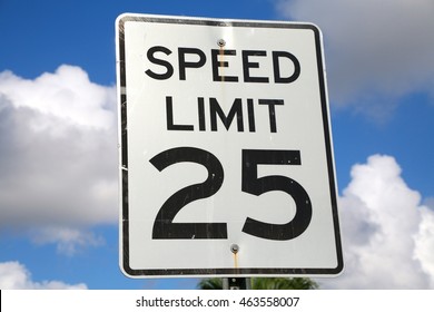 605 5 mph sign Images, Stock Photos & Vectors | Shutterstock