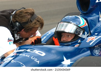 Speedway, IN, USA – May 26, 2006: Race Driver Al Unser Jr. Talks To His Engineer During Practice For The Indy 500 On Carb Day At Indianapolis Motor Speedway.