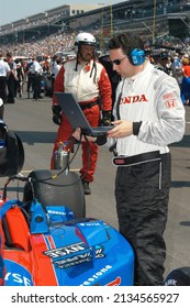 Speedway, IN, USA – May 28, 2006: An Engineer Downloads Data From A Race Car Before The Indy 500 At Indianapolis Motor Speedway.