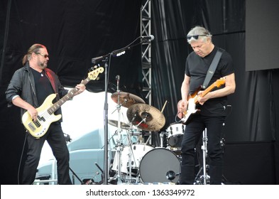 Speedway, IN/USA - May 26, 2017: Kenny Lee Lewis And Steve Miller Of The Steve Miller Band Perform At An Outdoor Concert In Indiana.