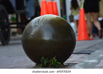 Sphere monument