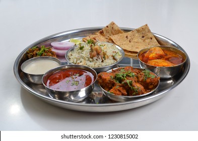 Spicy Chicken Thali