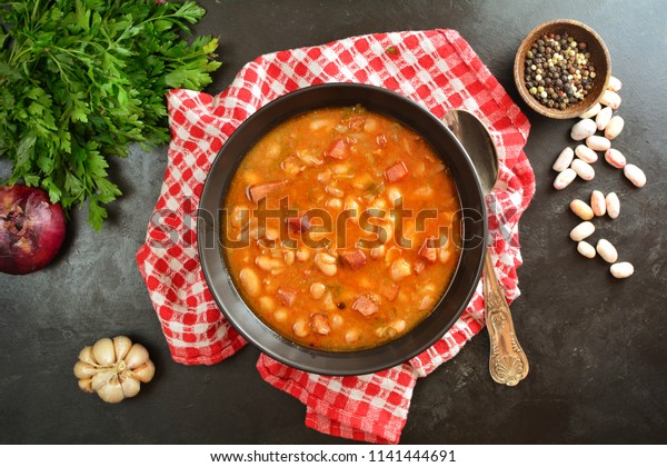 Spicy Chili\
Beans