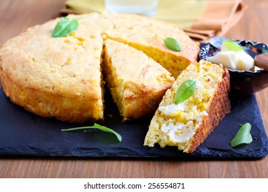 Spicy Cornbread With Sweet Corn And Chicken