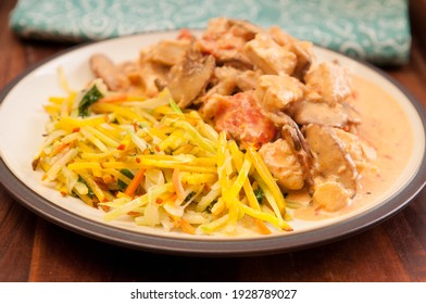 Spicy Curry Chicken With Zucchini Noodles, A Ketogenic Diet Meal