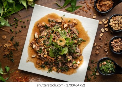 Spicy Minced Duck Salad Thaifood 