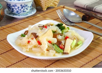 Spicy Mixed Mushrooms Salad, Thai style vegetarian food - Powered by Shutterstock